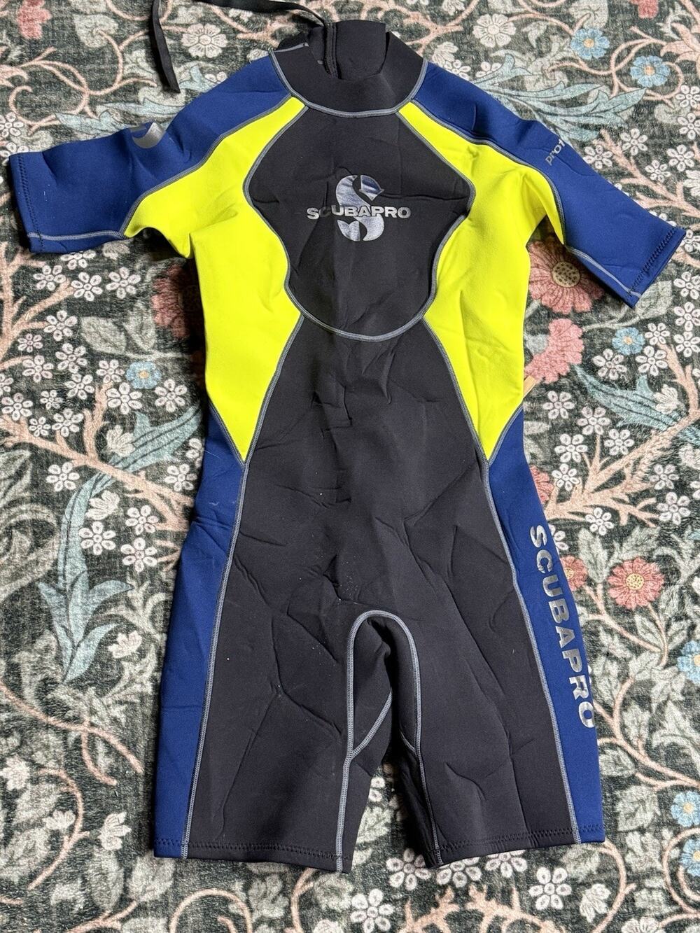 Scubapro Shorty Wetsuit Ladies Large 42 Black Blue Yellow Neoprene Dive Surf
